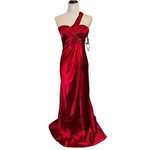 NWT Dave & Johnny Red One Shoulder Beaded Satin Gown Open Back Size 2